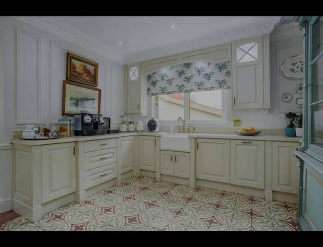 5 BEDROOM HOUSE FOR SALE IN MALMESBURY RURAL